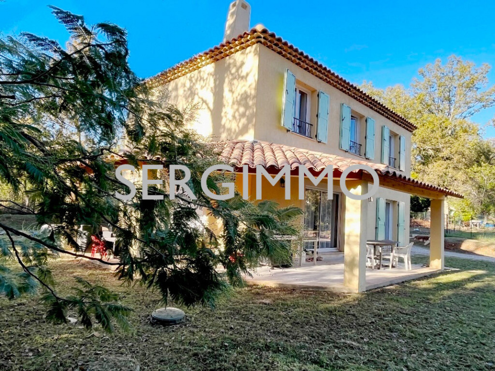 Vente Maison 133m² 5 Pièces à Montauroux (83440) - Agence Sergimmo